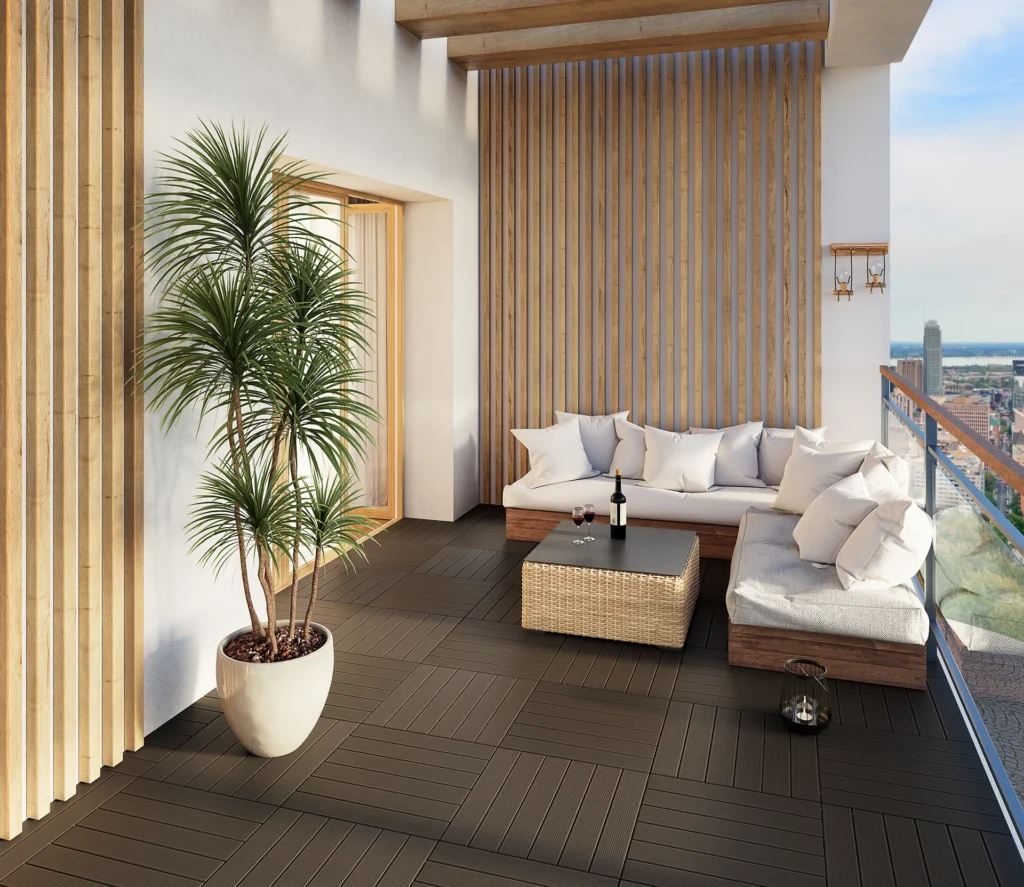 Taras/balkon GUMI z deskami WPC w kolorze orzech, ułożonymi we wzór kwadratów
