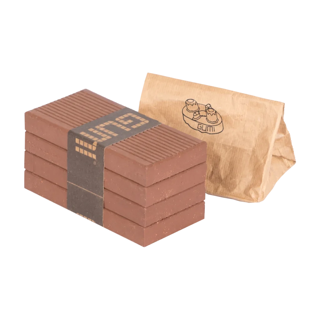 Paczka Box C2 — 4 deski tarasowe kompozytowe WPC w kolorze Kasztan z łącznikami w torebce GUMI.